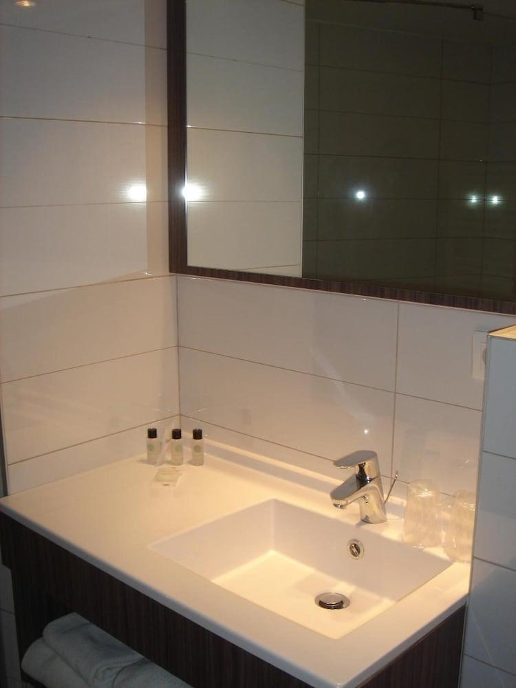 Appart'Hotel Hevea Valence  Bagian luar foto